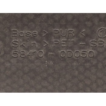 Recambio de alfombra maletero para toyota yaris (_p13_) 1.5 hybrid (nhp130_) referencia OEM IAM 584100D050  