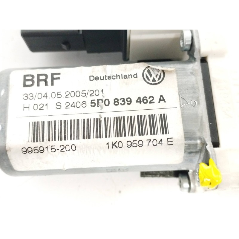 ELEVALUNAS TRASERO DERECHO 1K0959704E