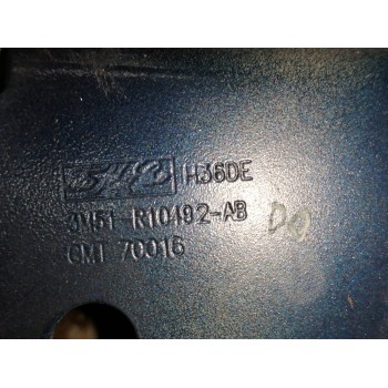 Recambio de refuerzo paragolpes delantero para ford focus berlina (cap) 1.6 tdci cat referencia OEM IAM 3M51R10492AB  