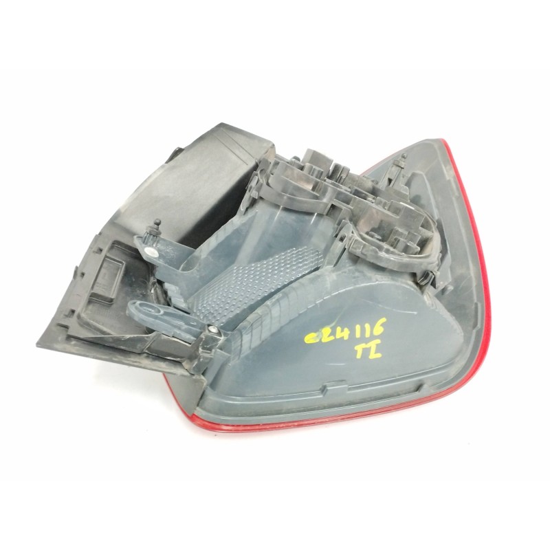 PILOTO TRASERO IZQUIERDO