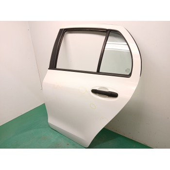 Recambio de puerta trasera izquierda para toyota yaris (_p9_) 1.4 d-4d (nlp90_) referencia OEM IAM 670040D110  