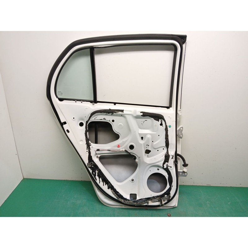 PUERTA TRASERA IZQUIERDA