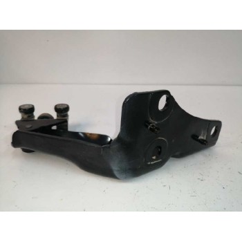 Recambio de soporte / guia puerta corredera para peugeot partner kombi 1.6 blue-hdi fap referencia OEM IAM 9680486780 INFERIOR L