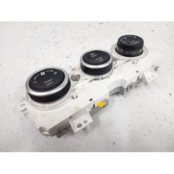 Recambio de mando climatizador para mazda 6 hatchback (gg) 2.0 di (gg14) referencia OEM IAM GR1E61190  