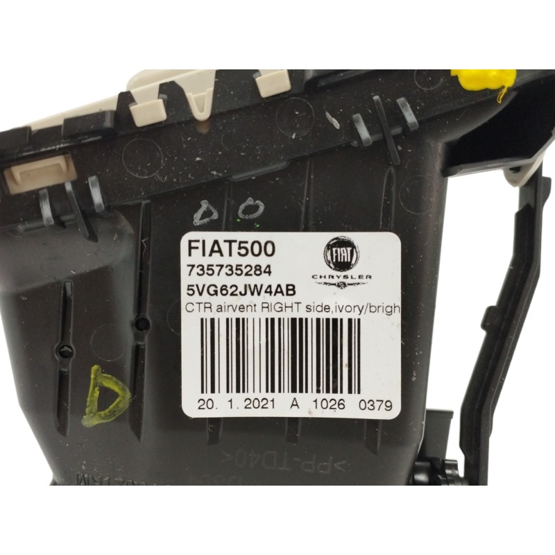 REJILLA AIREADORA CENTRAL DERECHA 5VG62JW4AB