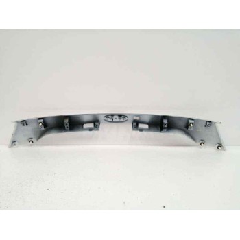 Recambio de moldura para ford kuga (cbs) referencia OEM IAM GJ54S43404A TRASERA PORTON BLANCO PERLA OBSERVAR FOTOS