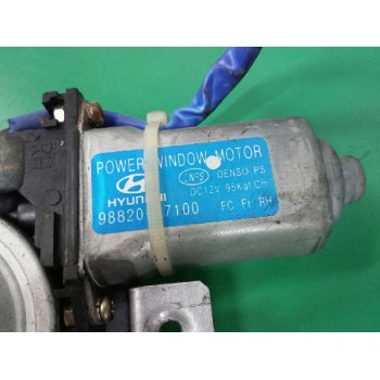 Recambio de elevalunas delantero derecho para hyundai matrix (fc) 1.5 crdi gls referencia OEM IAM TIJERA 9882017100 