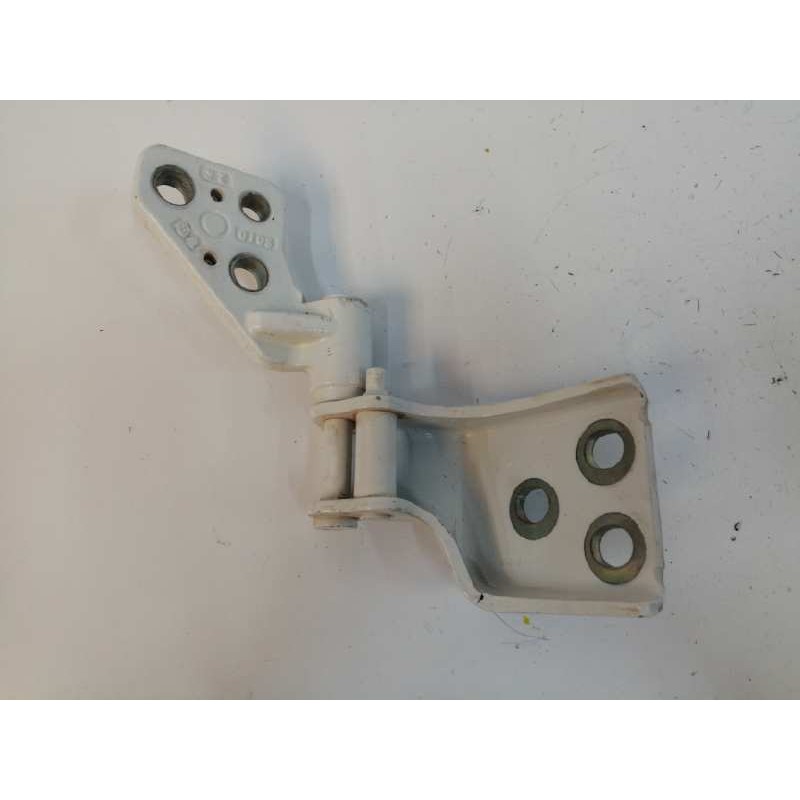 Recambio de bisagra derecha porton para peugeot partner kombi 1.6 blue-hdi fap referencia OEM IAM  INFERIOR 