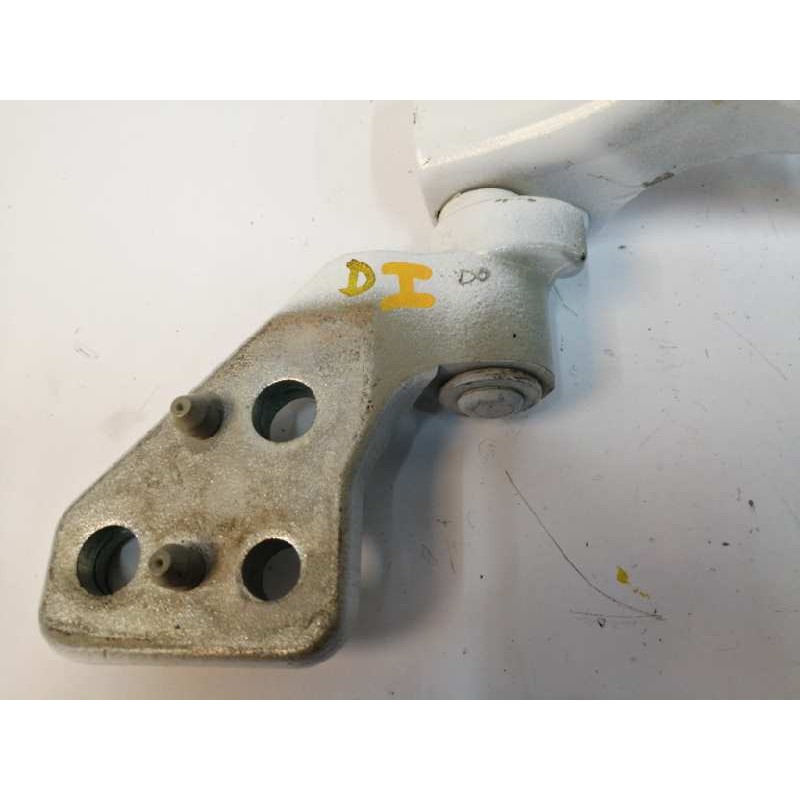 BISAGRA DERECHA PORTON INFERIOR