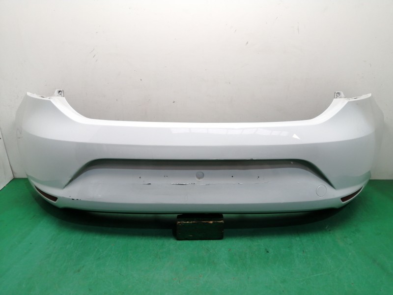 Recambio de paragolpes trasero para seat leon (5f1) 1.6 tdi referencia OEM IAM 5F0807421A OBSERVAR FOTOS Recambio de paragolpes trasero para seat leon (5f1) 1.6 tdi referencia OEM IAM 5F0807421A OBSERVAR FOTOS