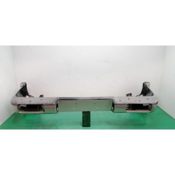 PARAGOLPES TRASERO 