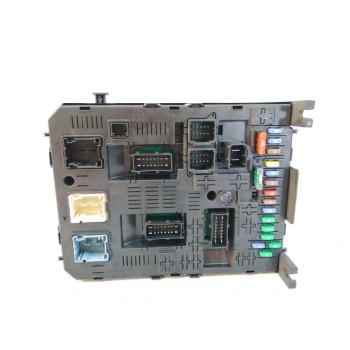 Recambio de caja reles / fusibles para peugeot 3008 1.6 hdi fap referencia OEM IAM 281197595  