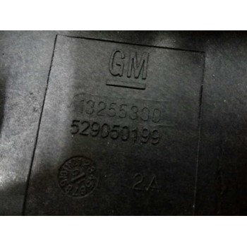 Recambio de caja reles / fusibles para opel insignia sports tourer edition referencia OEM IAM 13275881  