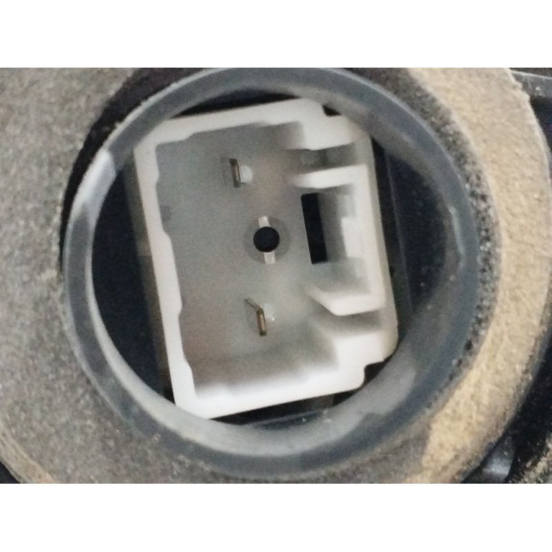 CERRADURA PUERTA TRASERA DERECHA