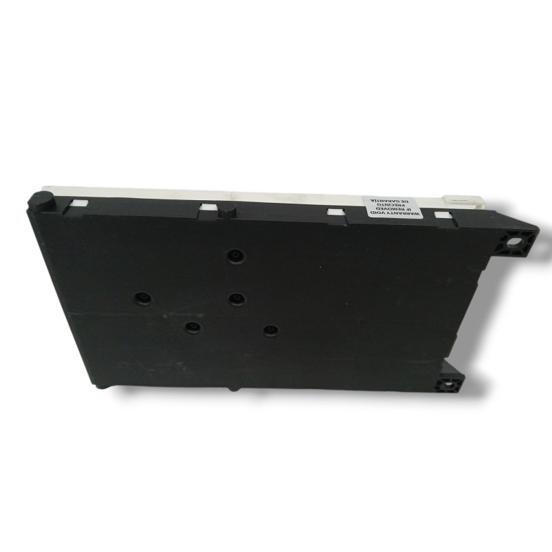 CAJA RELES / FUSIBLES A2C7384640800