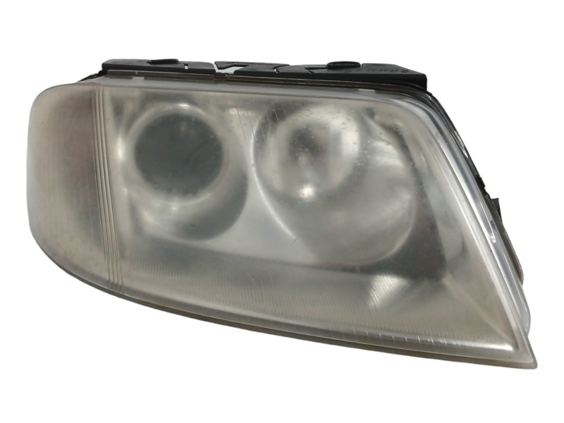 Recambio de faro derecho para volkswagen passat berlina (3b3) 1.9 tdi referencia OEM IAM 3B0941016AK PARA PULIR 