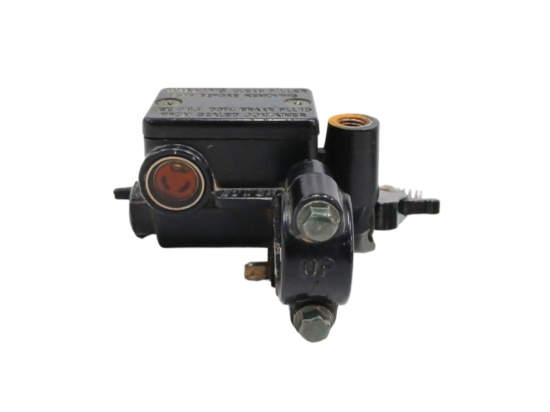 Recambio de bomba freno delantera para benelli bn 125 bn 125 referencia OEM IAM 45400J020011 Recambio de bomba freno delantera para benelli bn 125 bn 125 referencia OEM IAM 45400J020011