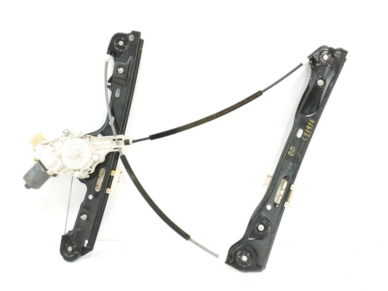 Recambio de elevalunas delantero derecho para bmw serie 1 berlina (e81/e87) 116d referencia OEM IAM FUNDA 7067796 996625102