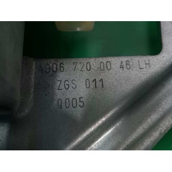 Recambio de elevalunas delantero izquierdo para volkswagen crafter combi (2e) combi 35 batalla corta referencia OEM IAM A9067200