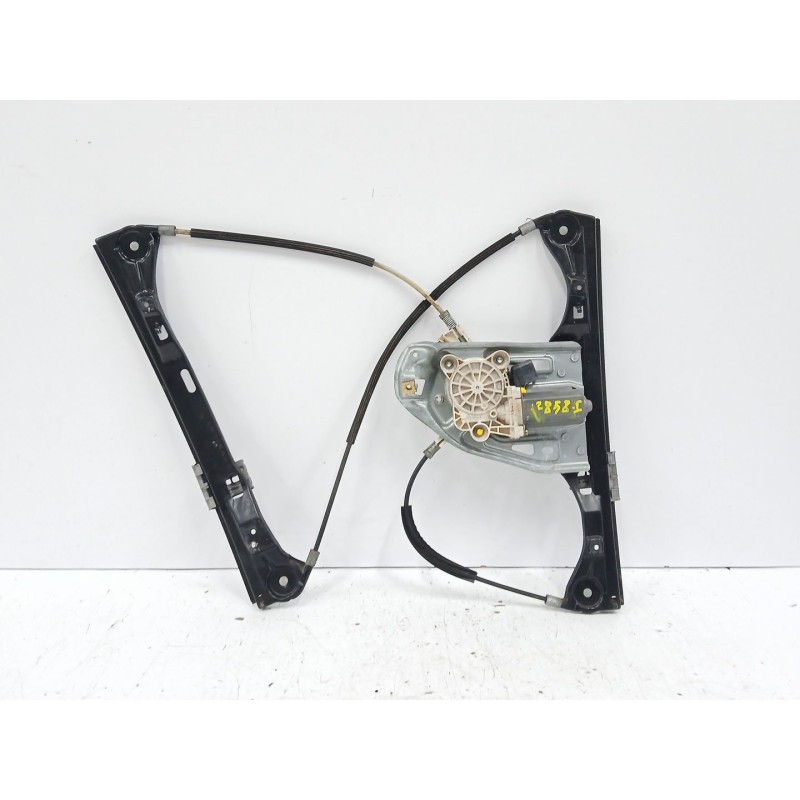 Recambio de elevalunas delantero izquierdo para mercedes-benz clase c coupé (cl203) c 220 cdi (203.708) referencia OEM IAM A2037