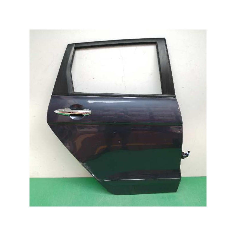 Recambio de puerta trasera derecha para honda fr-v (be) 2.2 ctdi referencia OEM IAM 67510SJDE00ZZ OBSERVAR FOTOS 