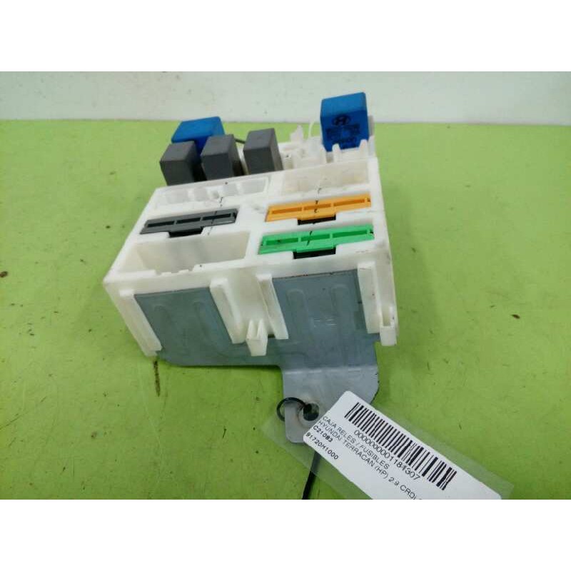 CAJA RELES / FUSIBLES