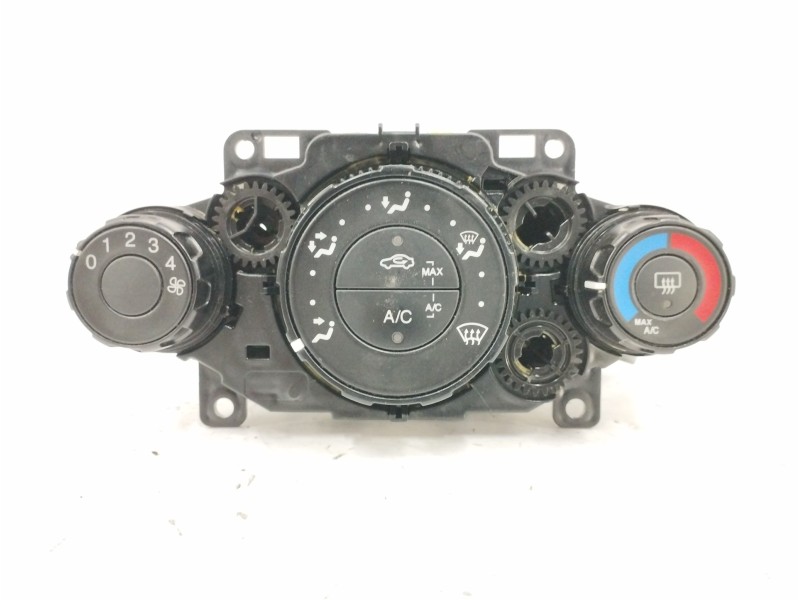 Recambio de mando calefaccion / aire acondicionado para ford fiesta (ccn) 1.5 tdci cat referencia OEM IAM 8A6118549  