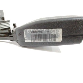 Recambio de enganche cinturon derecho para peugeot 207 1.6 hdi referencia OEM IAM 96498078XX TRASERO 