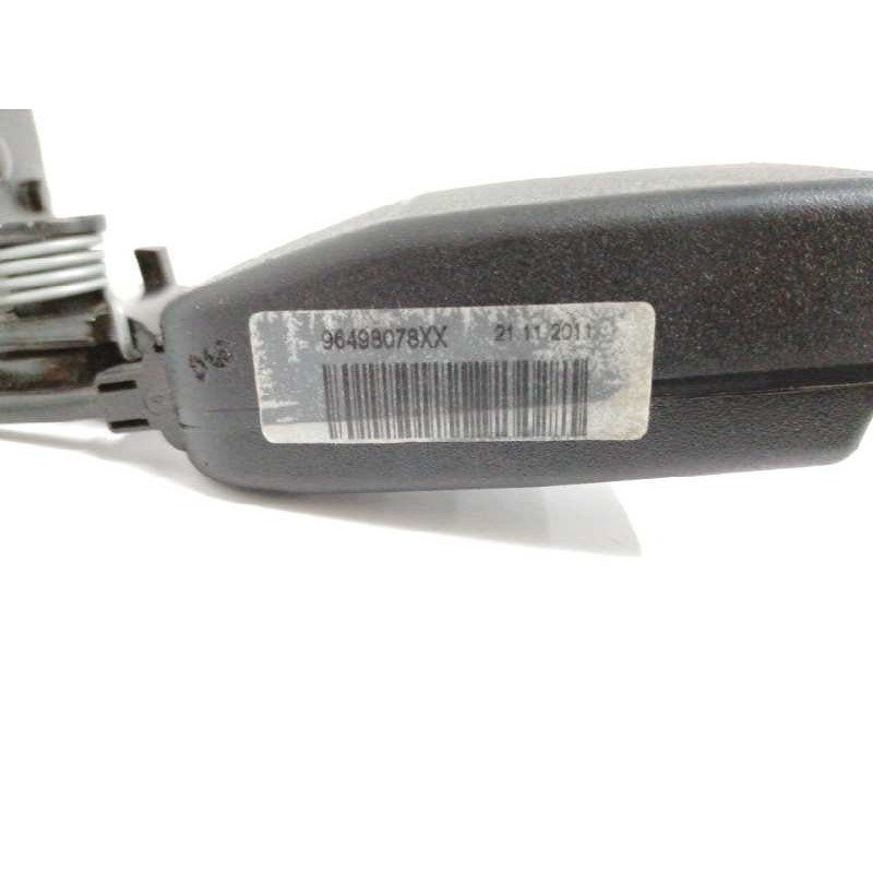 ENGANCHE CINTURON DERECHO TRASERO