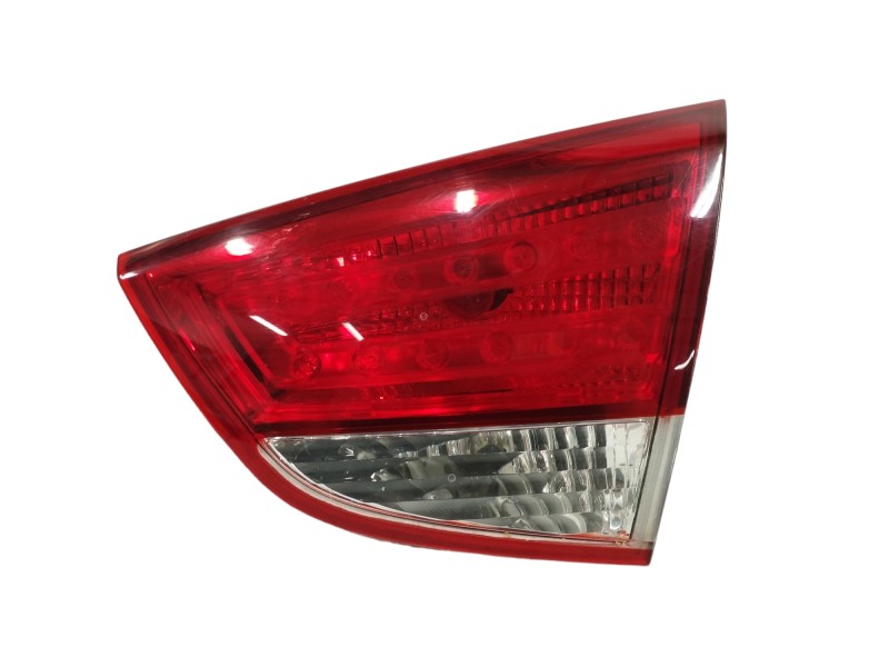 Recambio de piloto trasero derecho interior para hyundai ix35 1.7 crdi cat referencia OEM IAM 924062Y0 Recambio de piloto trasero derecho interior para hyundai ix35 1.7 crdi cat referencia OEM IAM 924062Y0