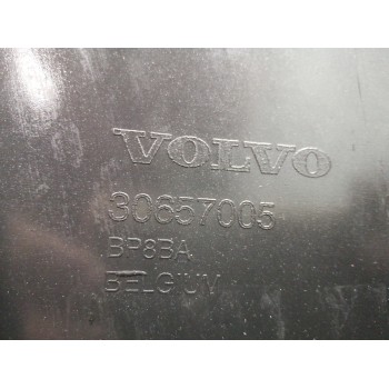 Recambio de paragolpes delantero para volvo v50 familiar 2.0 diesel cat referencia OEM IAM 30657005  