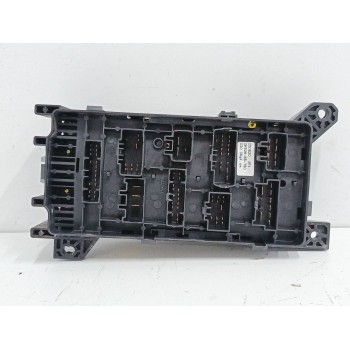 Recambio de caja reles / fusibles para kia carnival ii (gq) 2.9 crdi referencia OEM IAM 0K53H66760  