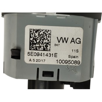 Recambio de mando luces para skoda fabia combi 1.0 mpi referencia OEM IAM 5E0941431E  