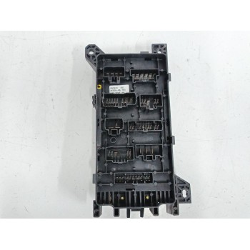 Recambio de caja reles / fusibles para kia carnival ii (gq) 2.9 crdi referencia OEM IAM 0K53H66760  