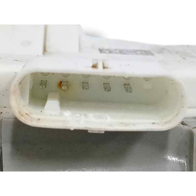 CERRADURA PUERTA DELANTERA DERECHA