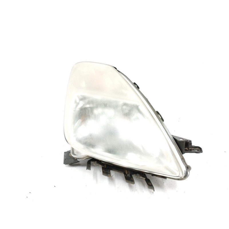 Recambio de faro derecho para toyota prius (nhw20) 1.5 cat referencia OEM IAM  PARA PULIR 
