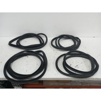 GOMAS CONTORNO PUERTA 