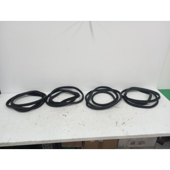 Recambio de gomas contorno puerta para mg zs zs suv (azs1) 1.5 vti referencia OEM IAM   
