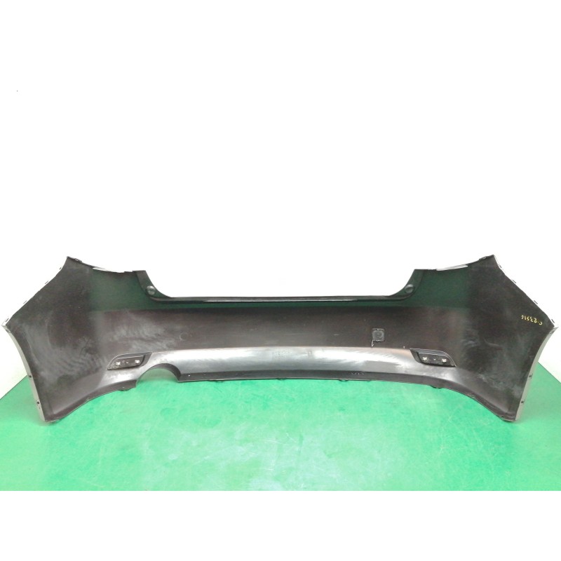 PARAGOLPES TRASERO