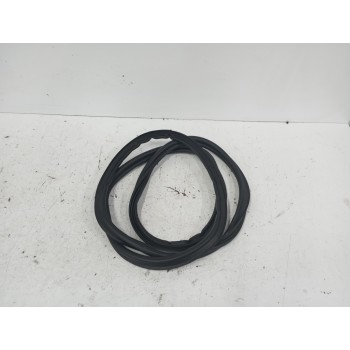 Recambio de gomas contorno puerta para mercedes-benz clase b (w245) 2.0 cdi cat referencia OEM IAM   