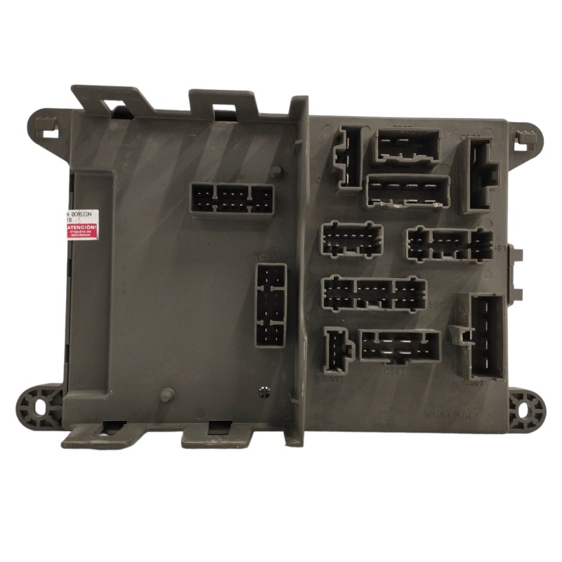 CAJA RELES / FUSIBLES