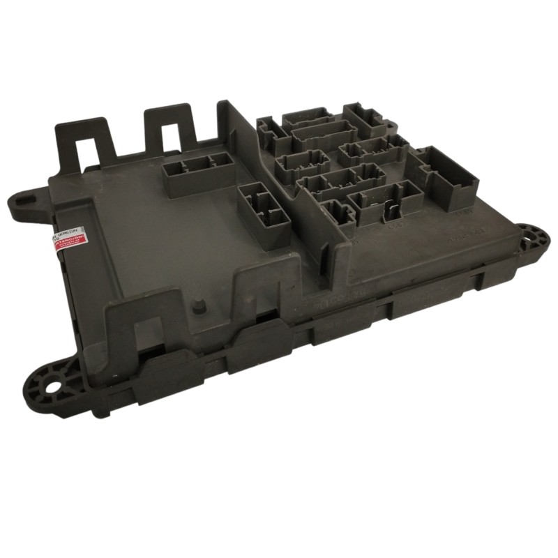 CAJA RELES / FUSIBLES