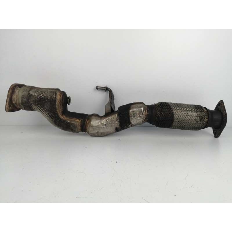 Recambio de tubo escape delantero para hyundai h350 kasten 2.5 crdi cat referencia OEM IAM 2871059601  