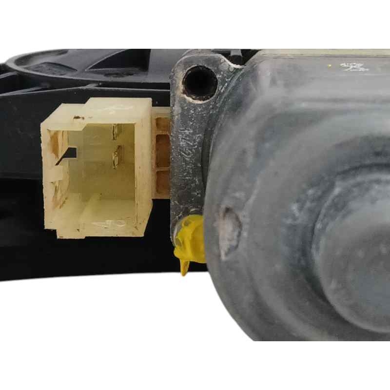 ELEVALUNAS TRASERO DERECHO 8W0959812