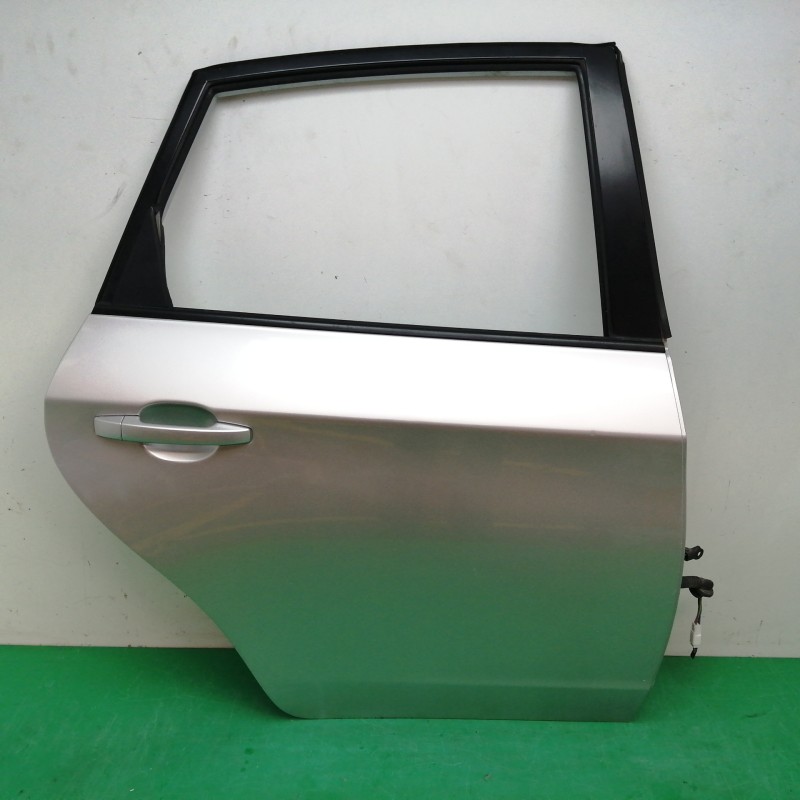 Recambio de puerta trasera derecha para subaru impreza hatchback (gr, gh, g3) 1.5 awd (gh3) referencia OEM IAM   