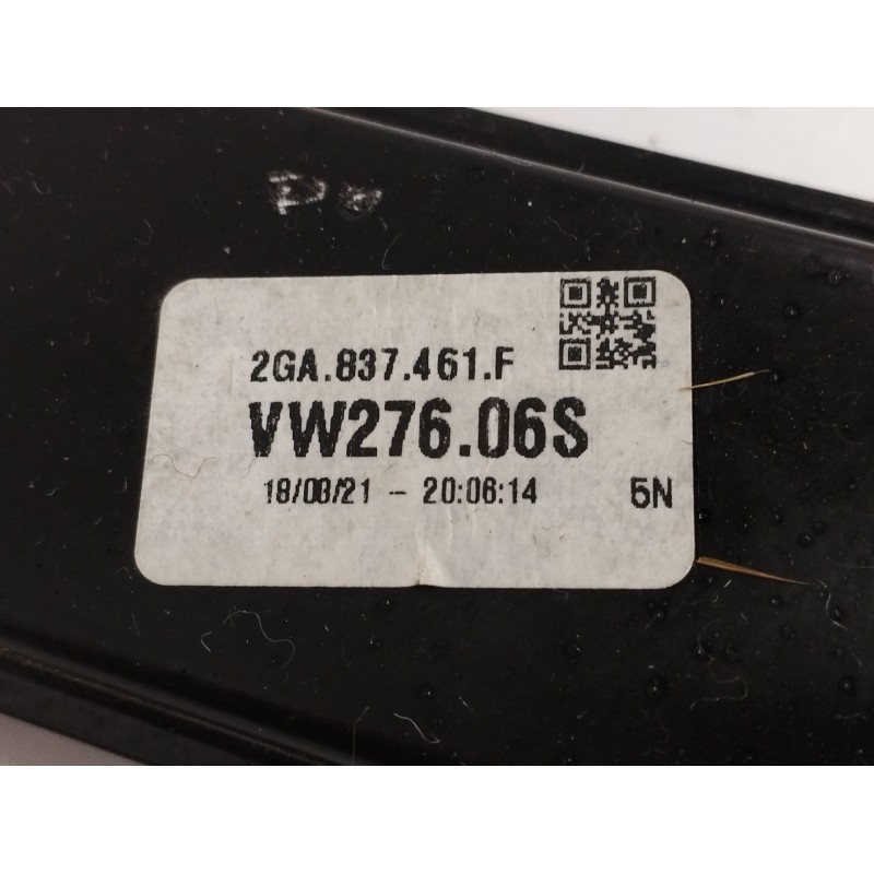 ELEVALUNAS DELANTERO IZQUIERDO 5Q0959802A