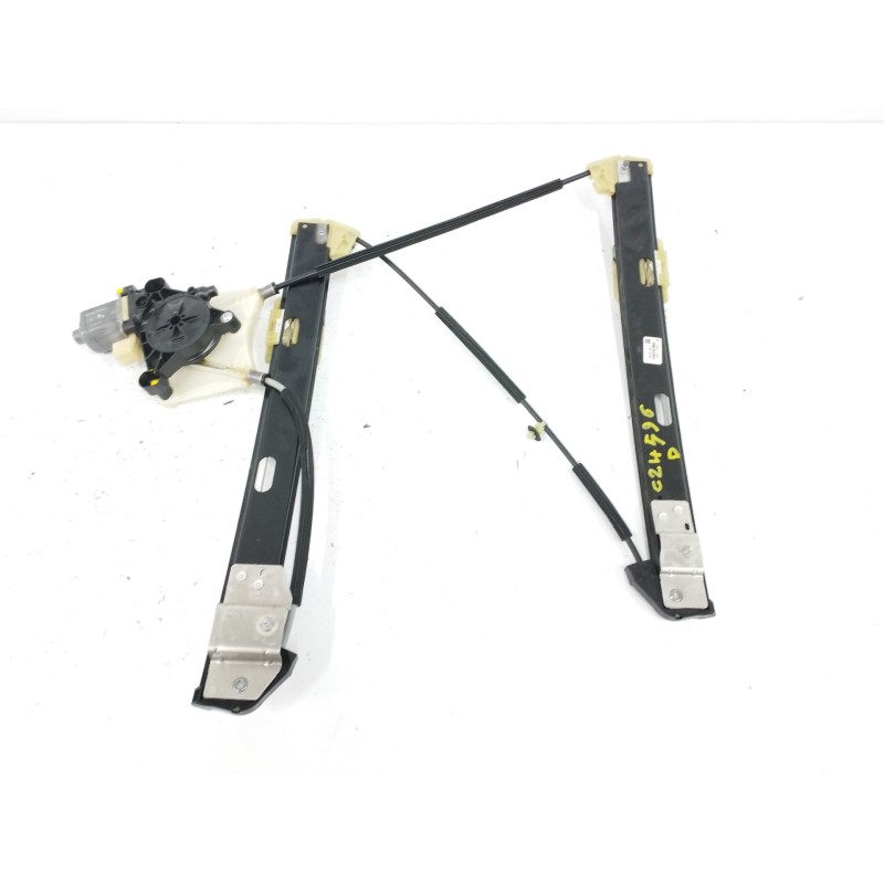 ELEVALUNAS DELANTERO DERECHO 5Q0959801A