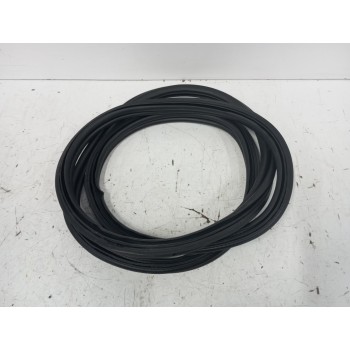 Recambio de gomas contorno puerta para peugeot 308 1.6 16v referencia OEM IAM   