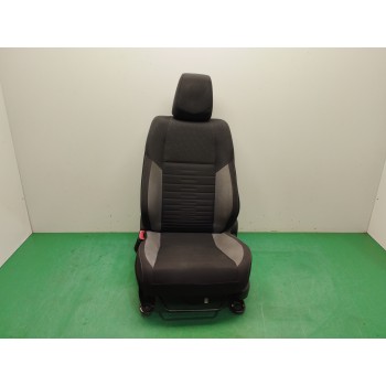 ASIENTO DELANTERO IZQUIERDO 