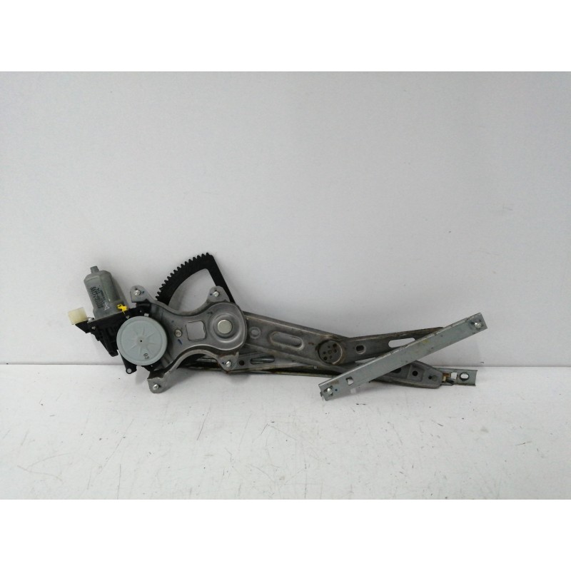 Recambio de elevalunas delantero derecho para hyundai i20 i (pb, pbt) 1.4 crdi referencia OEM IAM 988201J100  